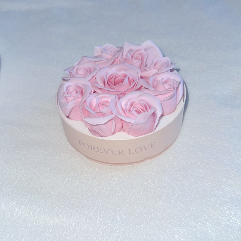 Mothers Day Artificial Rose Flowers Box Gifts Birthday Gifts for Women Girlfrien